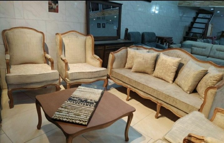 مبل کلاسیک کوئین ابزاری